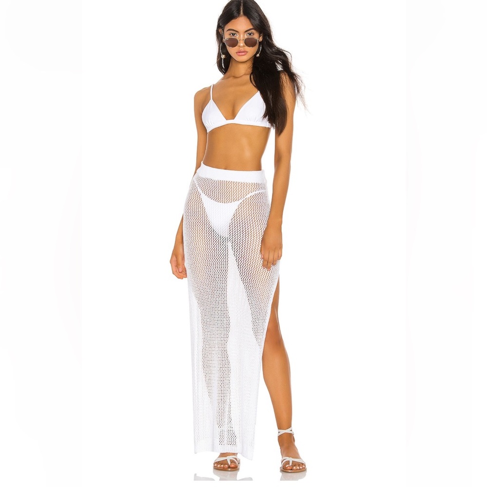 Superdown Yael Knit Maxi Skirt in white- Small